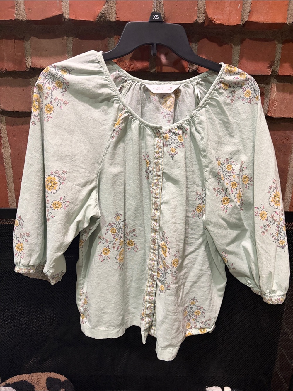 LC Lauren Conrad Mint Green Floral Button-Front Blouse